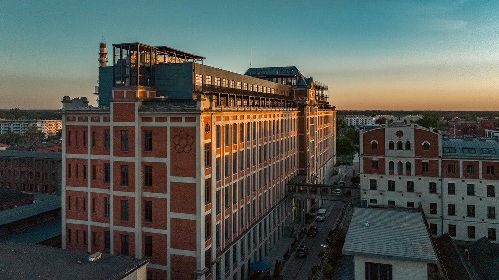 Mieszkanie na sprzedaż Żyrardów, Karola Hiellego  181m2 Foto 1