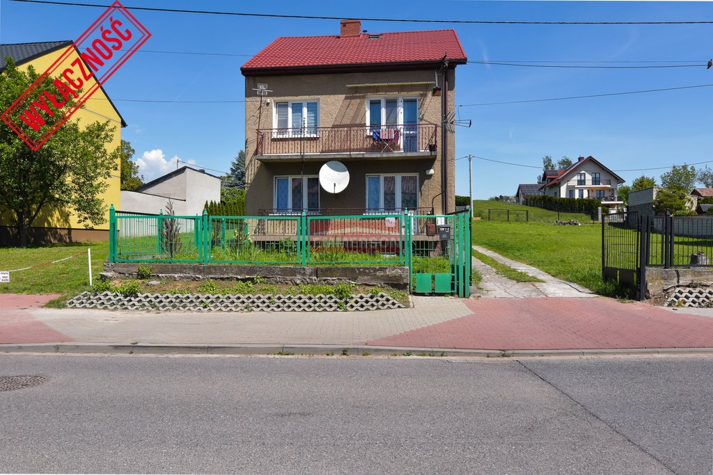 Zapraszam do obejrzenia 54 m² mieszkania z garażem i piwnicą Słomniki, Kolejowa  54m2 Foto 1