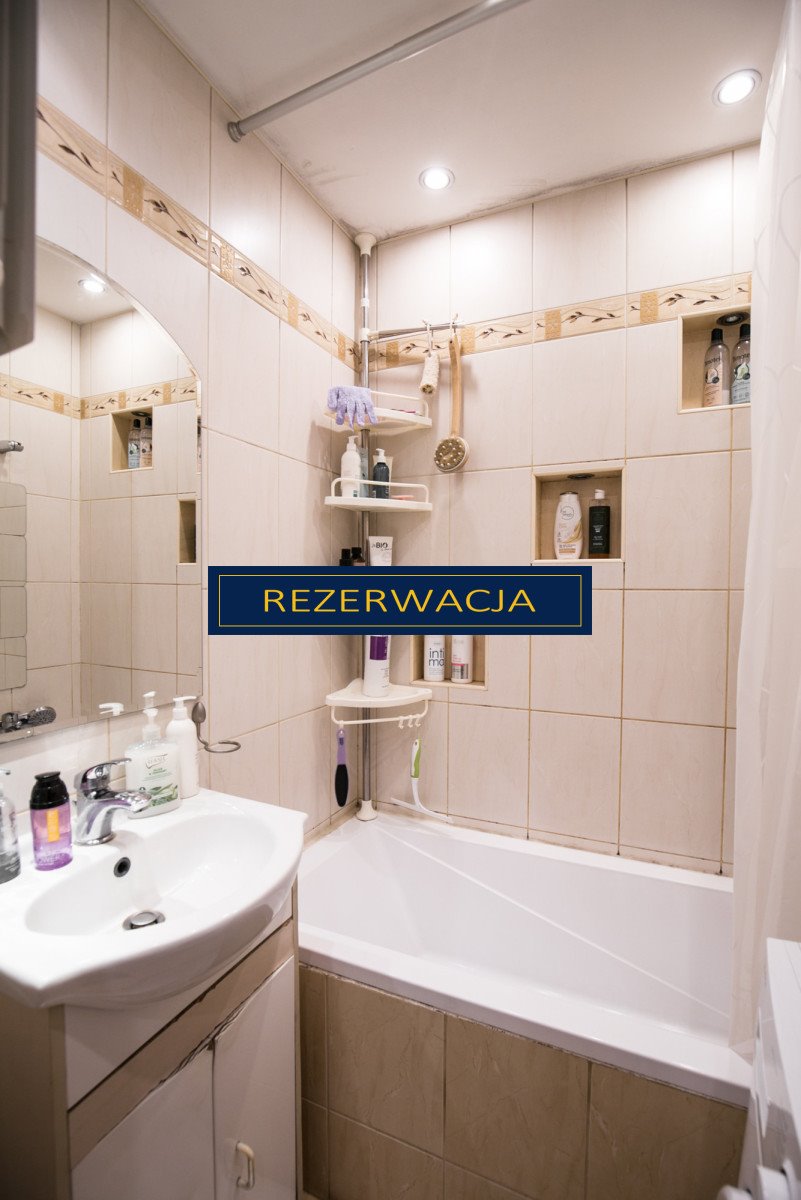 Mieszkanie czteropokojowe  na sprzedaż Kęty, 700-lecia  72m2 Foto 8