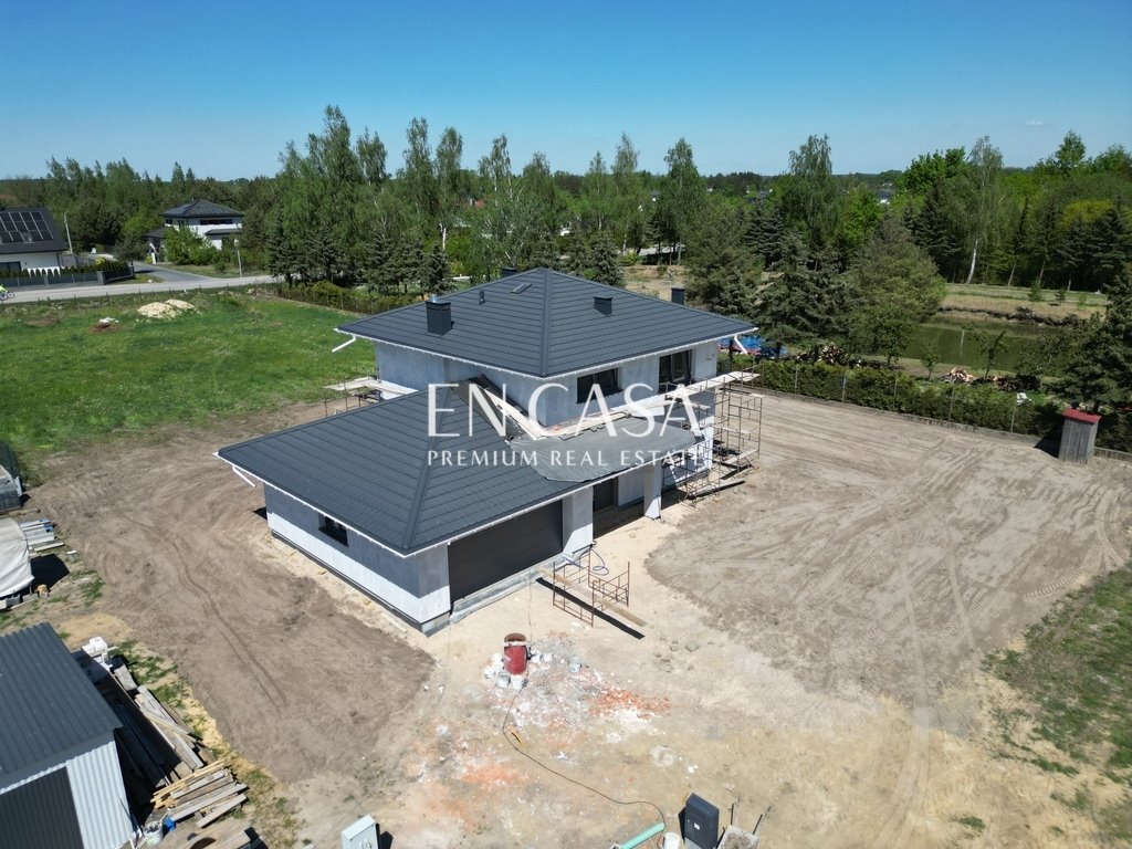 Nowoczesny dom 190 m² z dużą działką i garażem Rusiec, Zgody  190m2 Foto 1