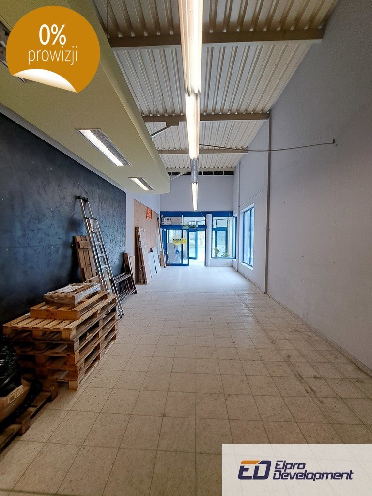 Lokal użytkowy na wynajem Stalowa Wola, Generała Leopolda Okulickiego  650m2 Foto 3