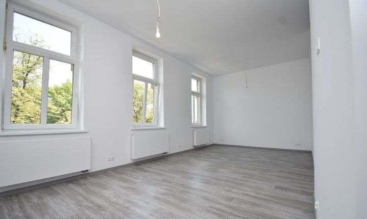 Mieszkanie dwupokojowe na sprzedaż Zabrze, ul. Jana Karłowicza  58m2 Foto 1