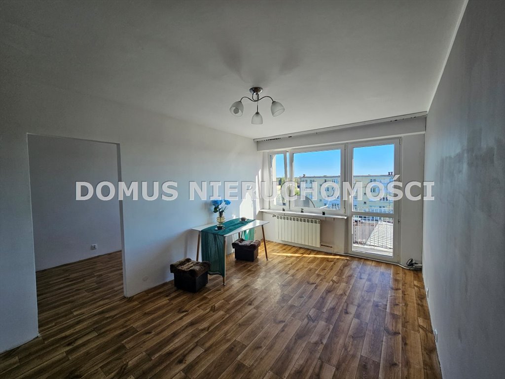 Przestronne 4-pokojowe mieszkanie 61 m² - gotowe do własnej aranżacji Koluszki  61m2 Foto 1