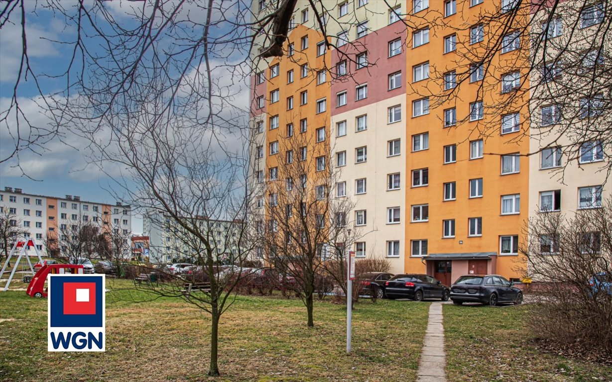 Mieszkanie trzypokojowe na sprzedaż Bolesławiec, Gałczyńskiego  57m2 Foto 1