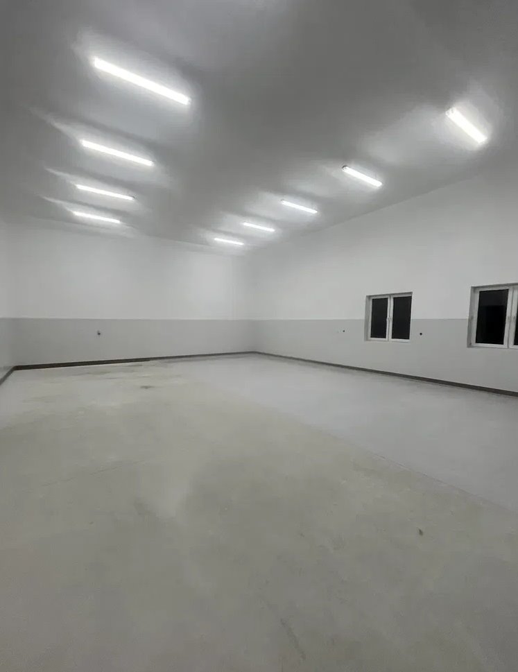 Lokal użytkowy 340 m² w Regułach (biura i magazyn) Reguły, Reguły  340m2 Foto 1