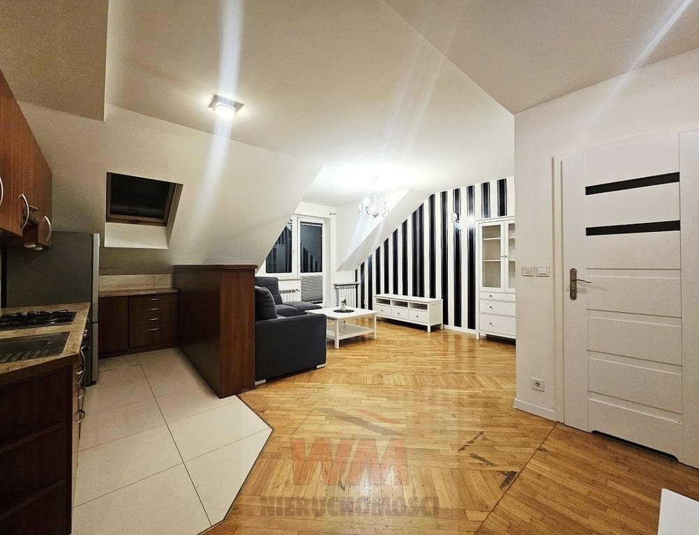 Przestronne 2-pokojowe mieszkanie z balkonem i miejscem w garażu Grójec, Szkolna  55m2 Foto 1