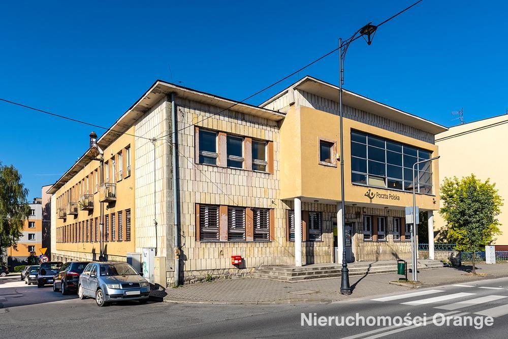 Nowoczesny biurowiec 950 m² w centrum Pińczowa Pińczów, Pińczów, ul. Batalionów Chłopskich 14  950m2 Foto 1