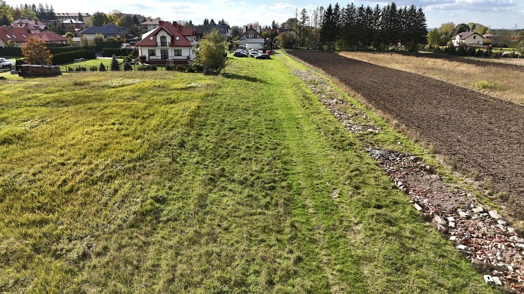 Działka budowlana na sprzedaż Krasne  1 090m2 Foto 3