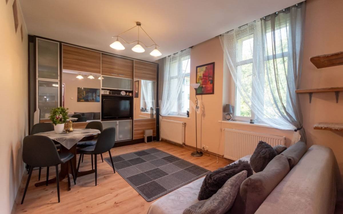 2-pokojowe mieszkanie w centrum Elbląga, 76,3 m2 Elblag, Śródmieście, Oboźna  76m2 Foto 1