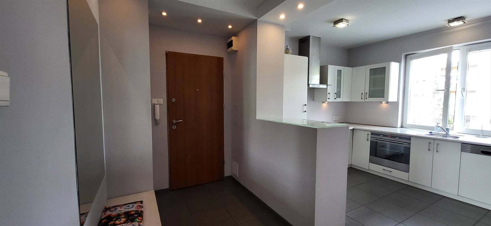 Polecam przestronne 3-pokojowe mieszkanie z balkonem i pełnym wyposażeniem Zduńska Wola, Południe  75m2 Foto 1