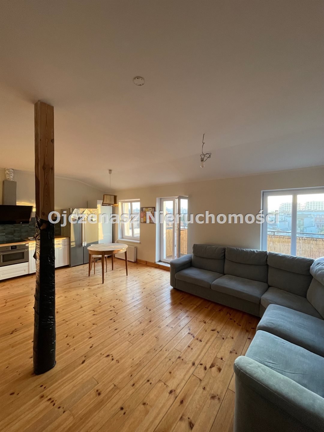 Mieszkanie trzypokojowe na sprzedaż Bydgoszcz, Centrum  80m2 Foto 1