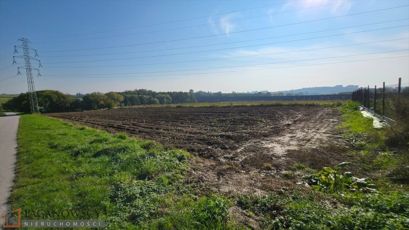 Wynajem działki 10,88 ara w Węgrzcach – blisko Krakowa! Węgrzce  1 088m2 Foto 1