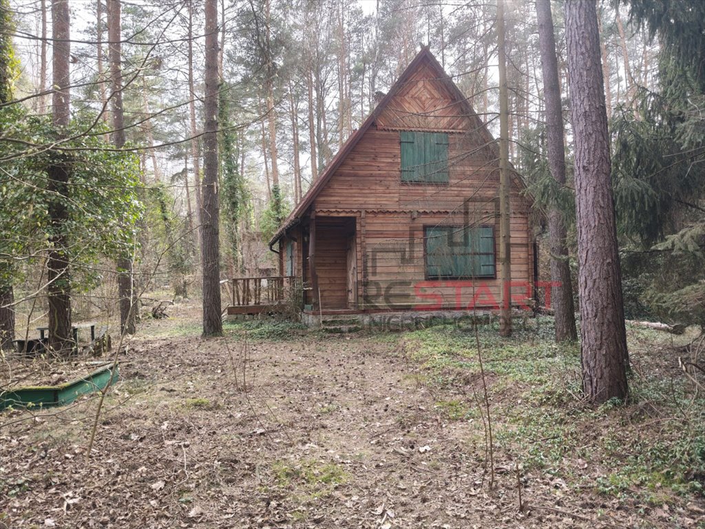 Działka z domkiem rekreacyjnym, 1800 m2, media, plan zabudowy Adamów-Wieś  1 800m2 Foto 1
