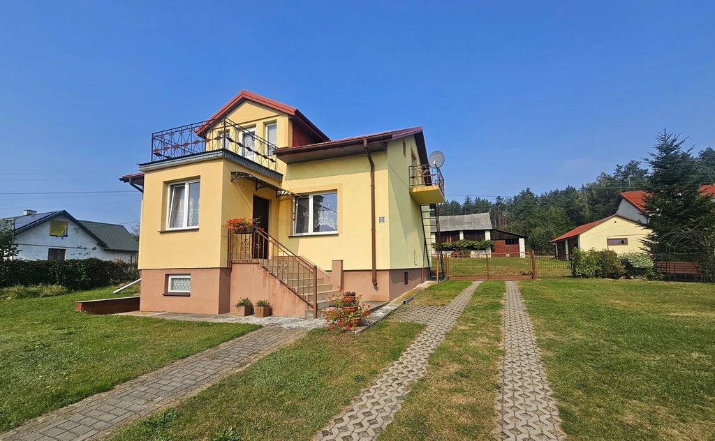 Urokliwy dom z budynkami gospodarczymi, las i stawy Poniatowa  94m2 Foto 1