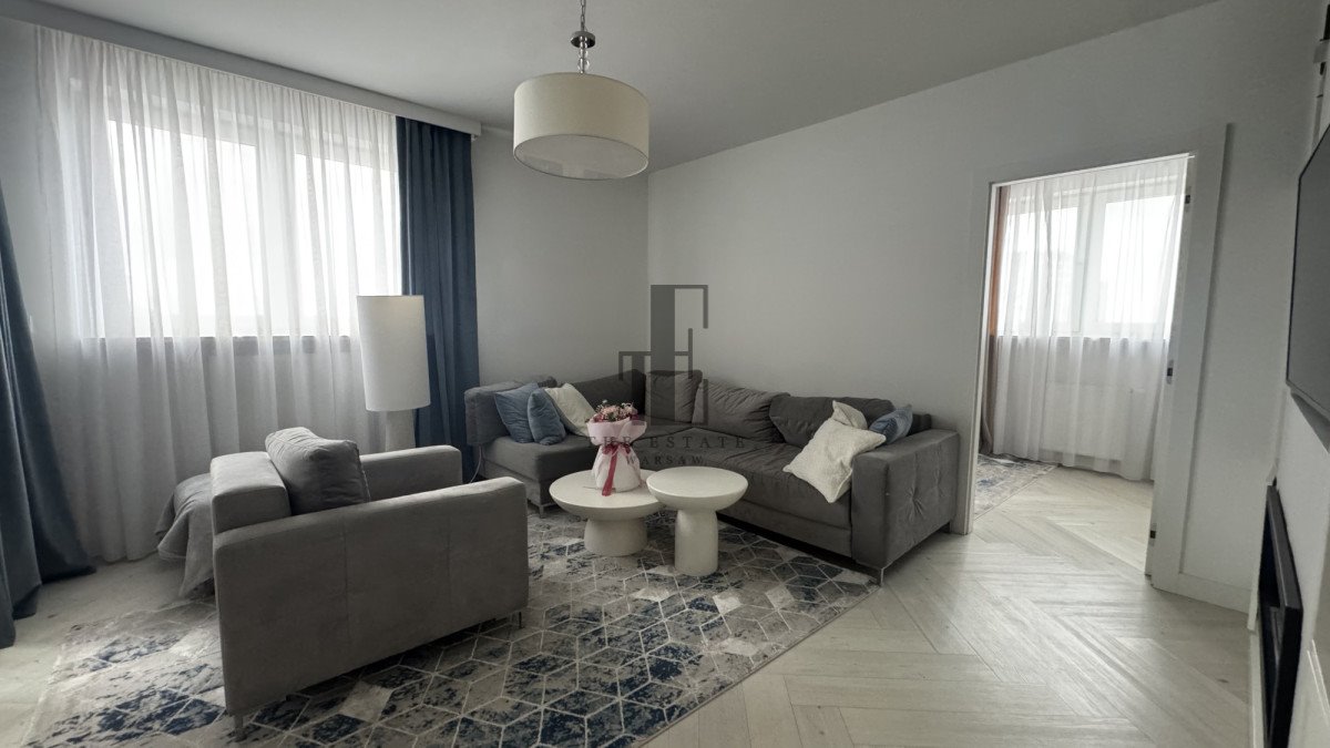 Do sprzedania przestronne 78 m² mieszkanie 4 pok. z loggią i 2 miejscami parkingowymi Warszawa, Praga-Południe, Ostrobramska  78m2 Foto 1