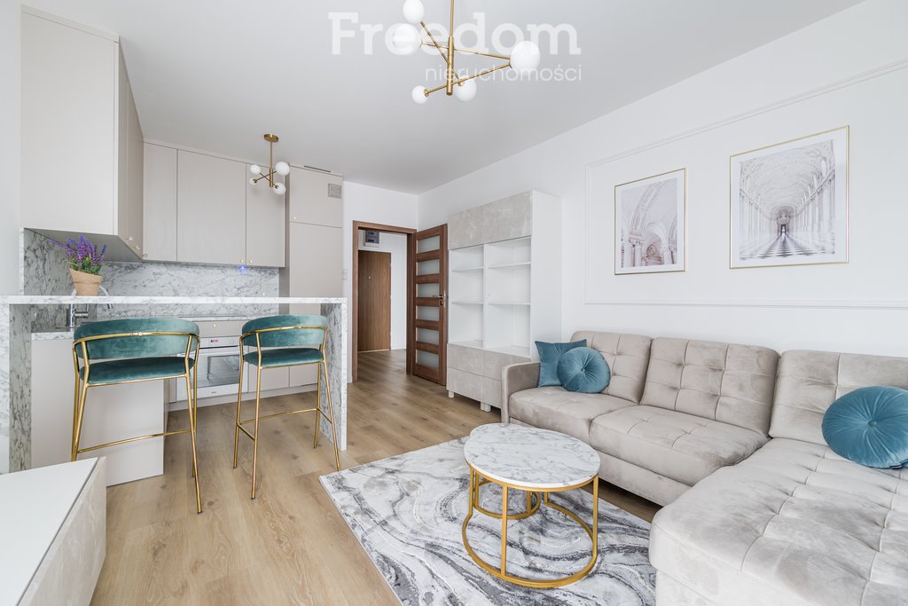 Mieszkanie dwupokojowe na wynajem Warszawa, Wawer, Widoczna  45m2 Foto 1