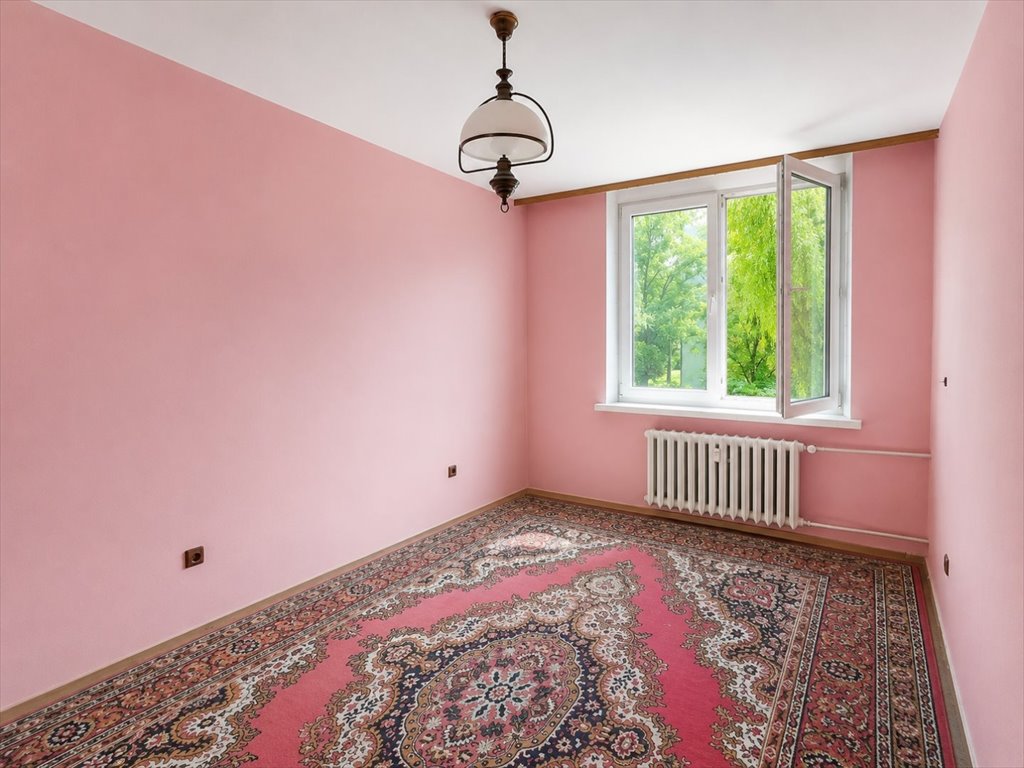 2-pokojowe mieszkanie 37 m² w Zabrzu (do remontu, potencjał inwestycyjny) Zabrze  37m2 Foto 1