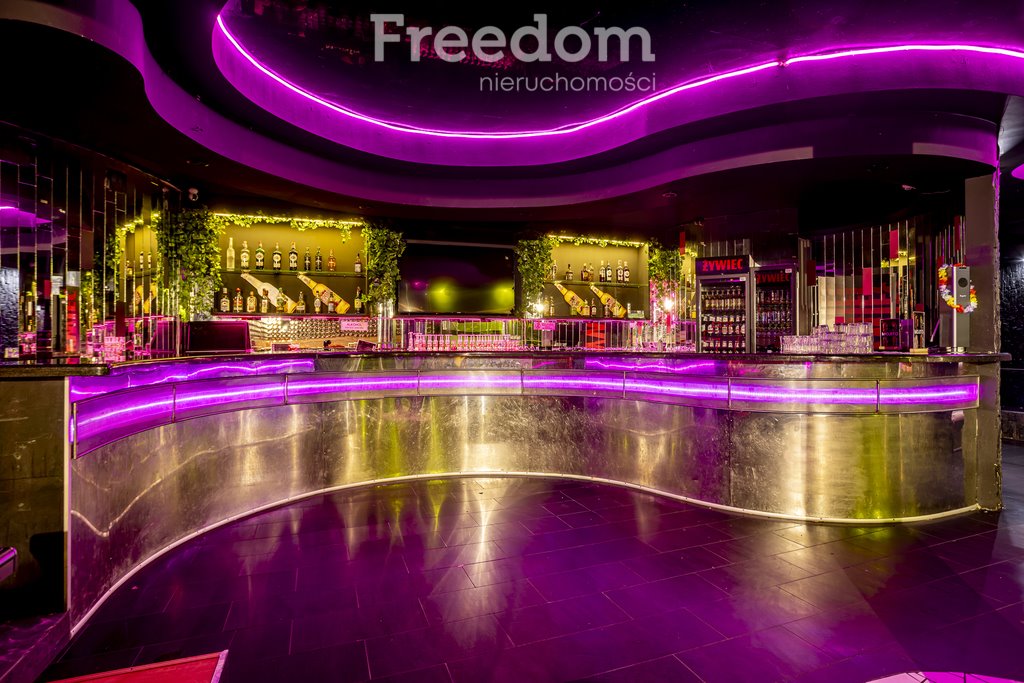 Na wynajem przestronny lokal 383 m² pod klub w Ełku Ełk, Toruńska  383m2 Foto 1