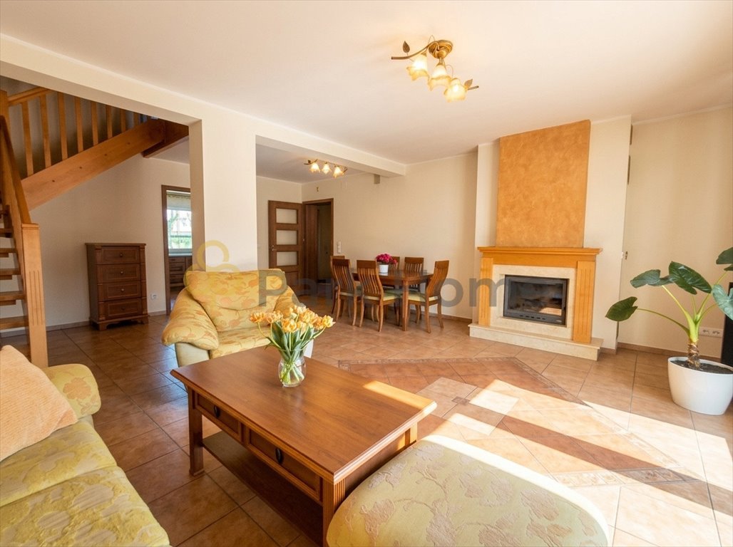 Przestronny dom 7 pokoi w spokojnej okolicy z szybkim dojazdem Święciechowa  154m2 Foto 1