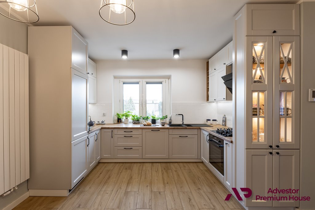 Mieszkanie czteropokojowe  na sprzedaż Kostrzyn, Śląska  94m2 Foto 1