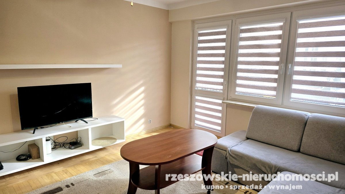 Mieszkanie dwupokojowe na sprzedaż Rzeszów, Graniczna  51m2 Foto 1