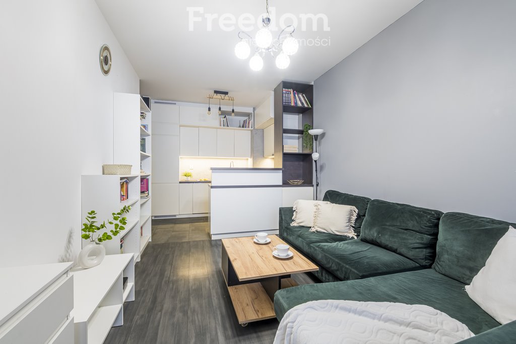Mieszkanie trzypokojowe na sprzedaż Grodzisk Mazowiecki, B. Wolniewicz  56m2 Foto 1