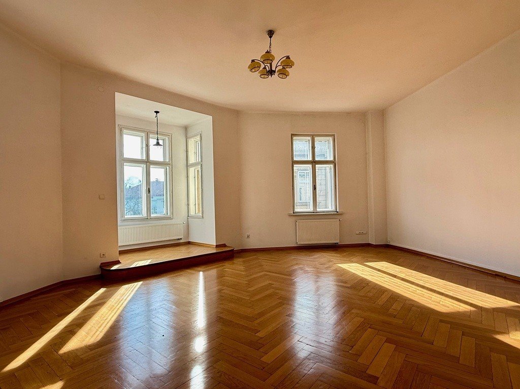 Lokal użytkowy 194 m² w centrum Bielska-Bała - zapraszam Bielsko-Biała, Adama Mickiewicza 19  194m2 Foto 1