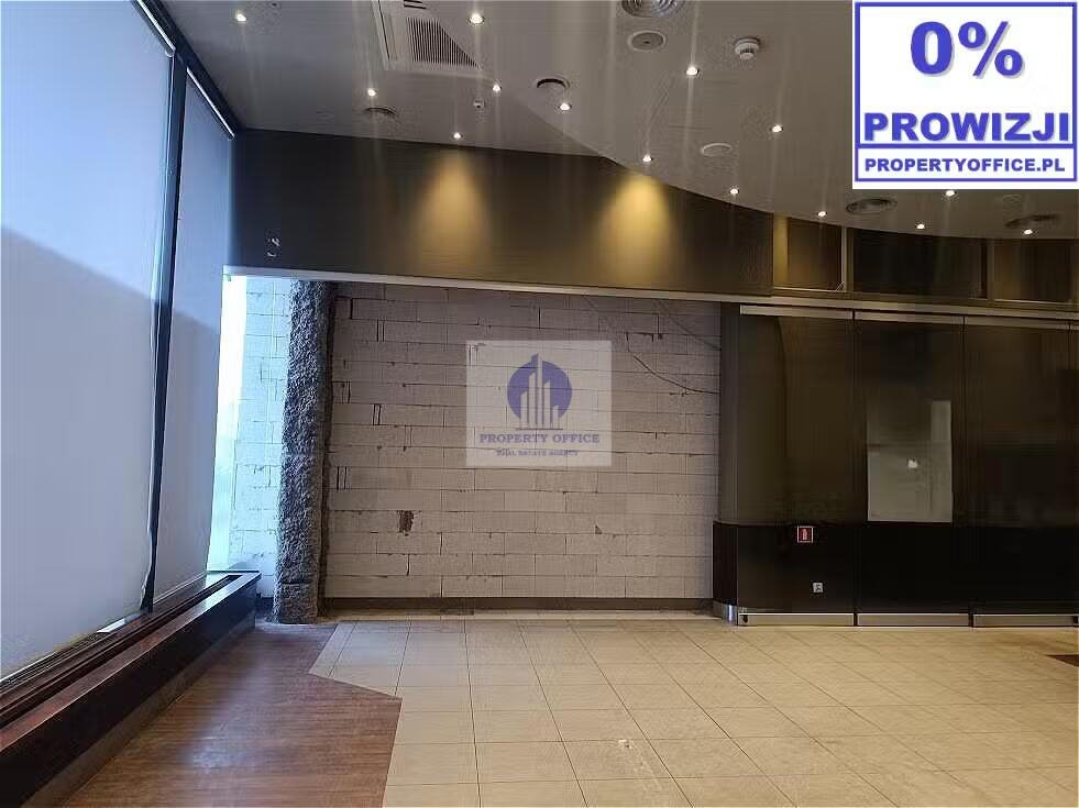 Lokal gastronomiczny 124 m² w centrum Warszawy z witrynami Warszawa, Śródmieście, Bielańska  124m2 Foto 1