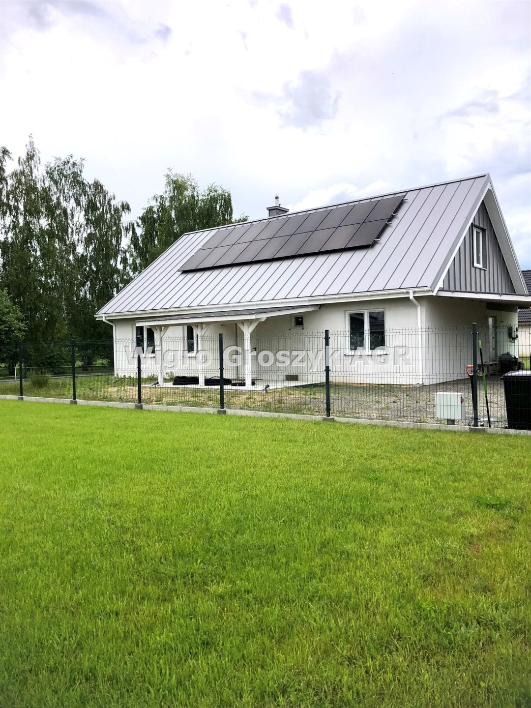 Nowoczesny dom 198 m2 z solarami i dużą działką Jesionka  198m2 Foto 1