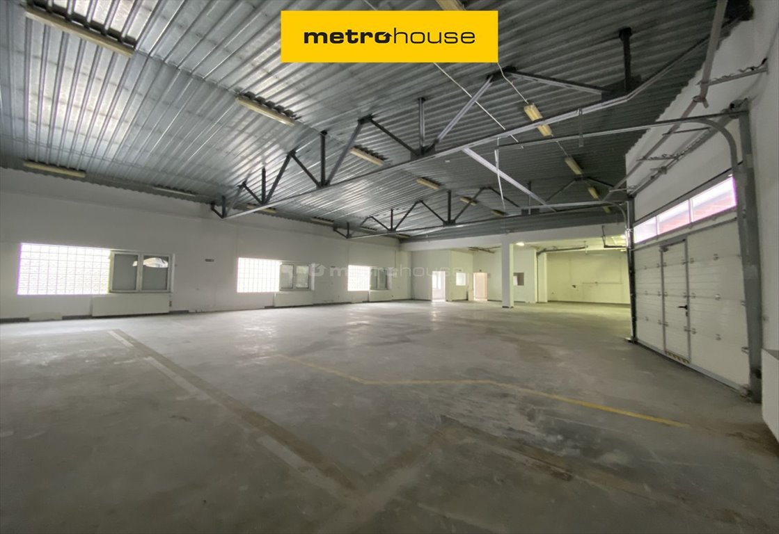 Na wynajem magazyn i biura 800 m² w Dziekanowie Polski Dziekanów Polski  750m2 Foto 1