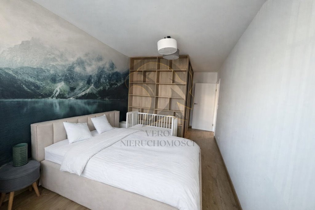 Leśne widoki i komfort: 3-pokojowe mieszkanie z garderobą Wrocław, Fabryczna, Władysława Chachaja  70m2 Foto 1