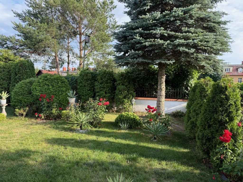 Przestronny dom 160 m2 z ogrodem i garażem w centrum Giżycka Giżycko, Staszica  160m2 Foto 1