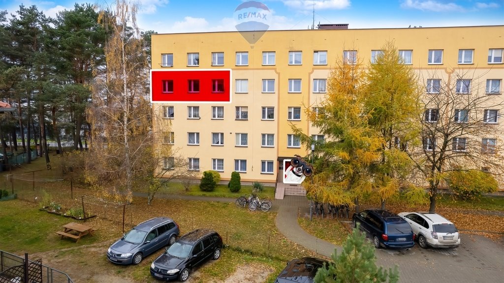 Mieszkanie trzypokojowe na sprzedaż Borne Sulinowo, Orła Białego  76m2 Foto 1