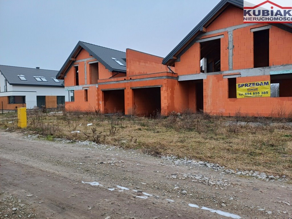 Inwestycyjny dom z dwoma lokalami i garażami, gotowy do budowy Stara Wieś  457m2 Foto 1