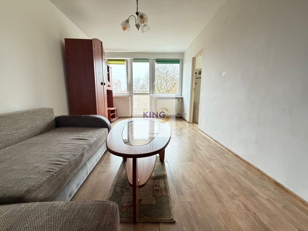 Kawalerka z osobną kuchnią, centrum Gryfina, 25 m2 Gryfino  25m2 Foto 1