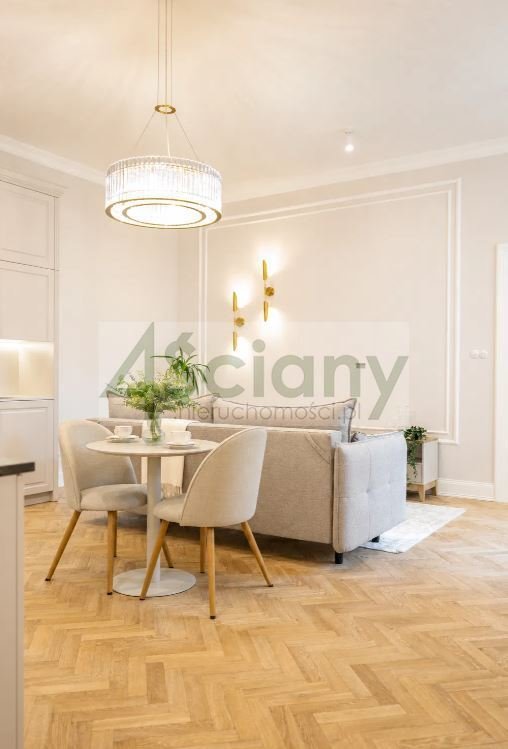 Apartament 75 m² w Warszawie (po remoncie, wysokie sufity) Warszawa, Śródmieście, Lwowska  75m2 Foto 1