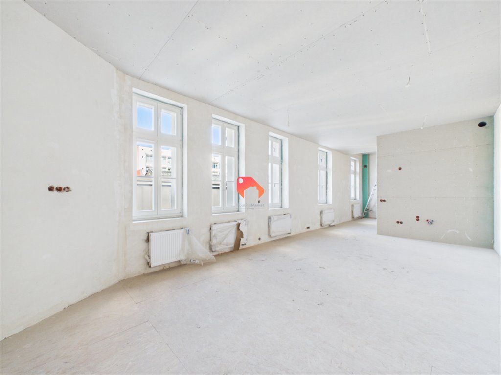 Sprzedam mieszkanie 50,52 m² w odrestaurowanej kamienicy w centrum Bydgoszczy Bydgoszcz, Centrum, Obrońców Bydgoszczy  51m2 Foto 1