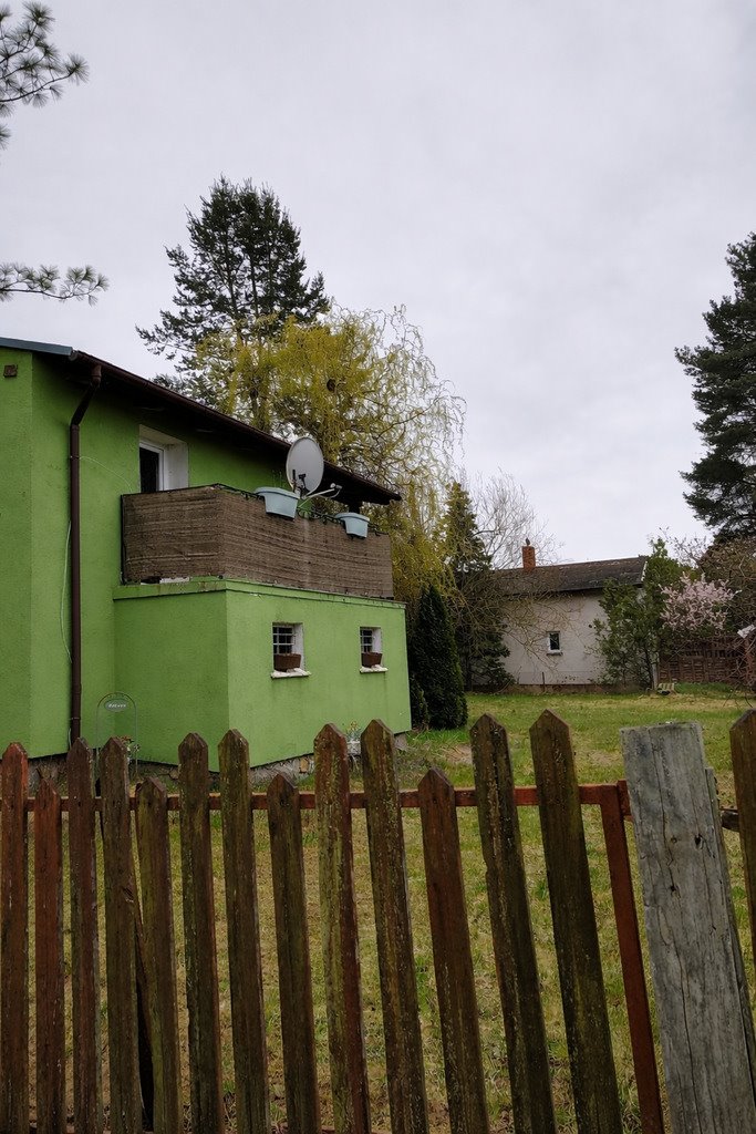 Działka ROD z murowanym domkiem przy lesie w Sierosławiu Sierosław  400m2 Foto 1