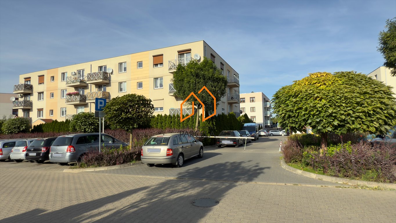 Mieszkanie trzypokojowe na sprzedaż Śrem  64m2 Foto 1