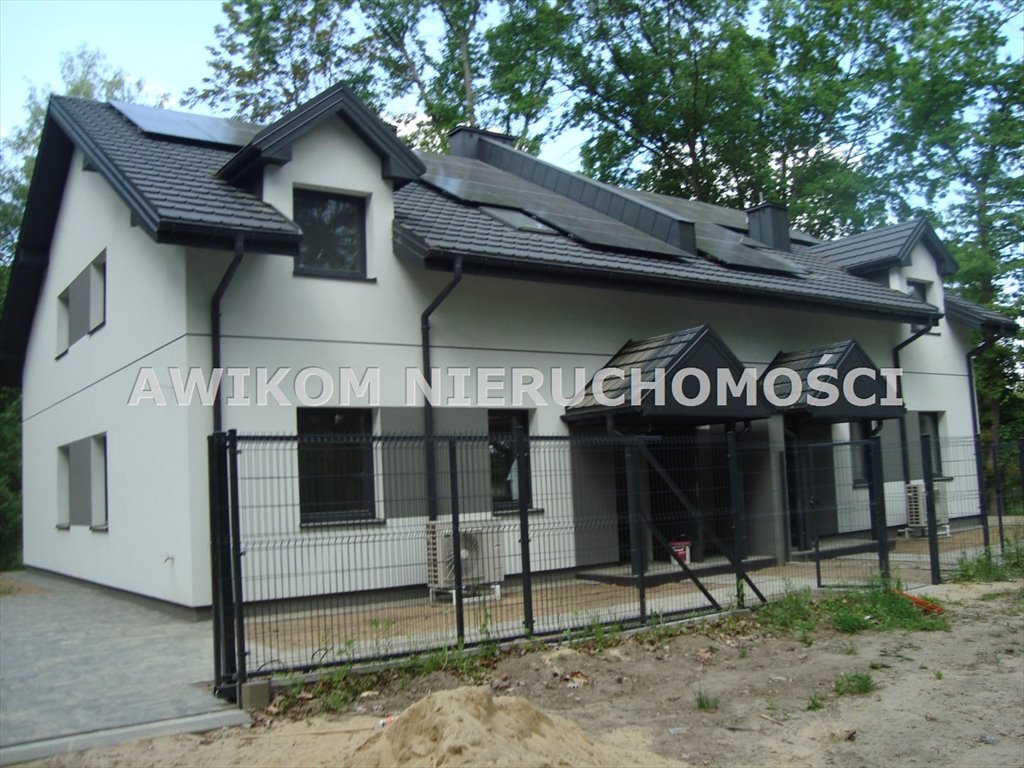 Przestronny dom 204 m2 z pompą ciepła i fotowoltaiką Kady  204m2 Foto 1