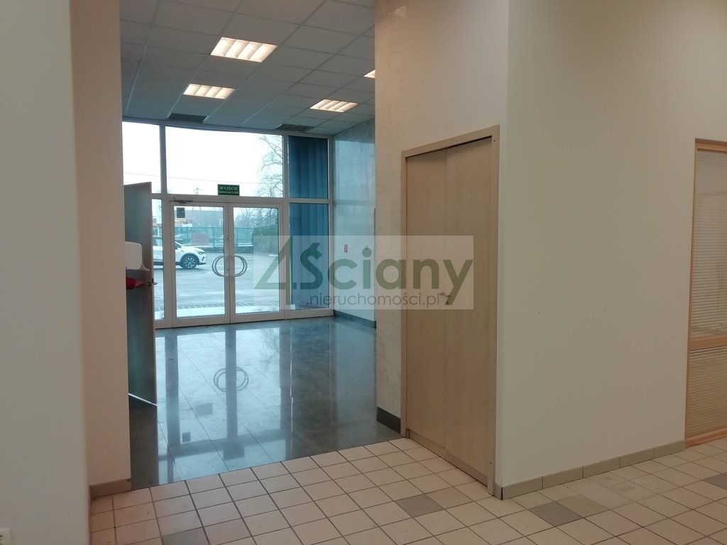 Przestronny lokal biurowy 300 m² z klimatyzacją i parkingiem polecam! Pruszków  300m2 Foto 1