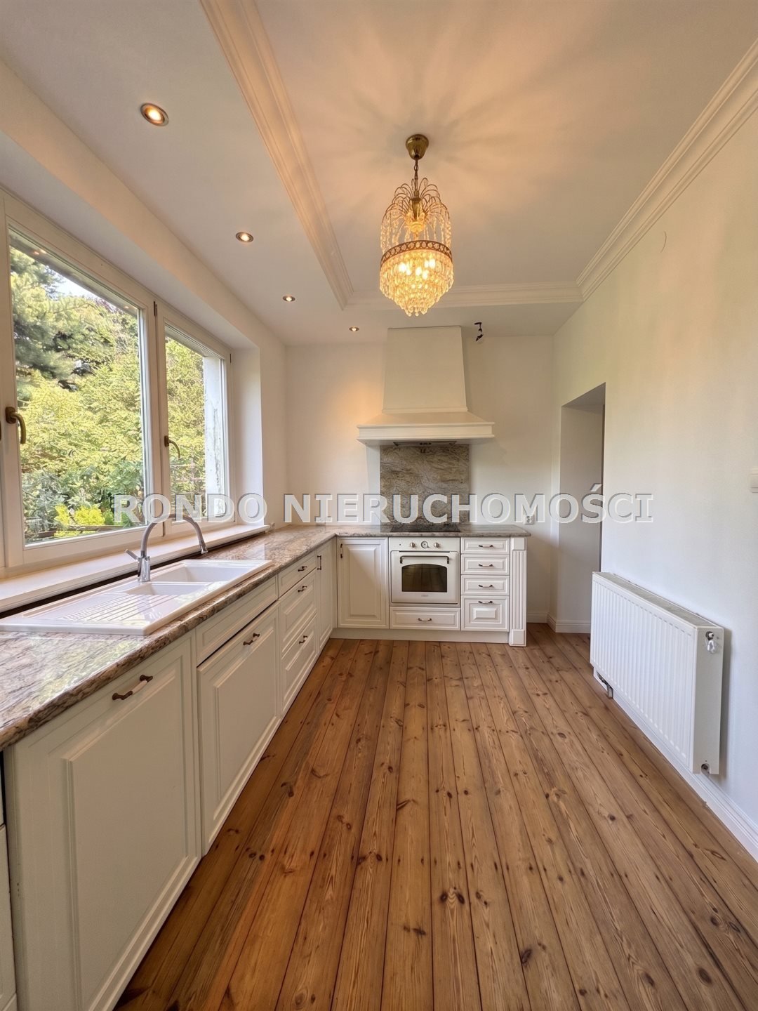 Wynajmę elegancki apartament 105 m² z tarasem 30 m² w willi miejskiej Wrocław, Śródmieście, Biskupin  105m2 Foto 1