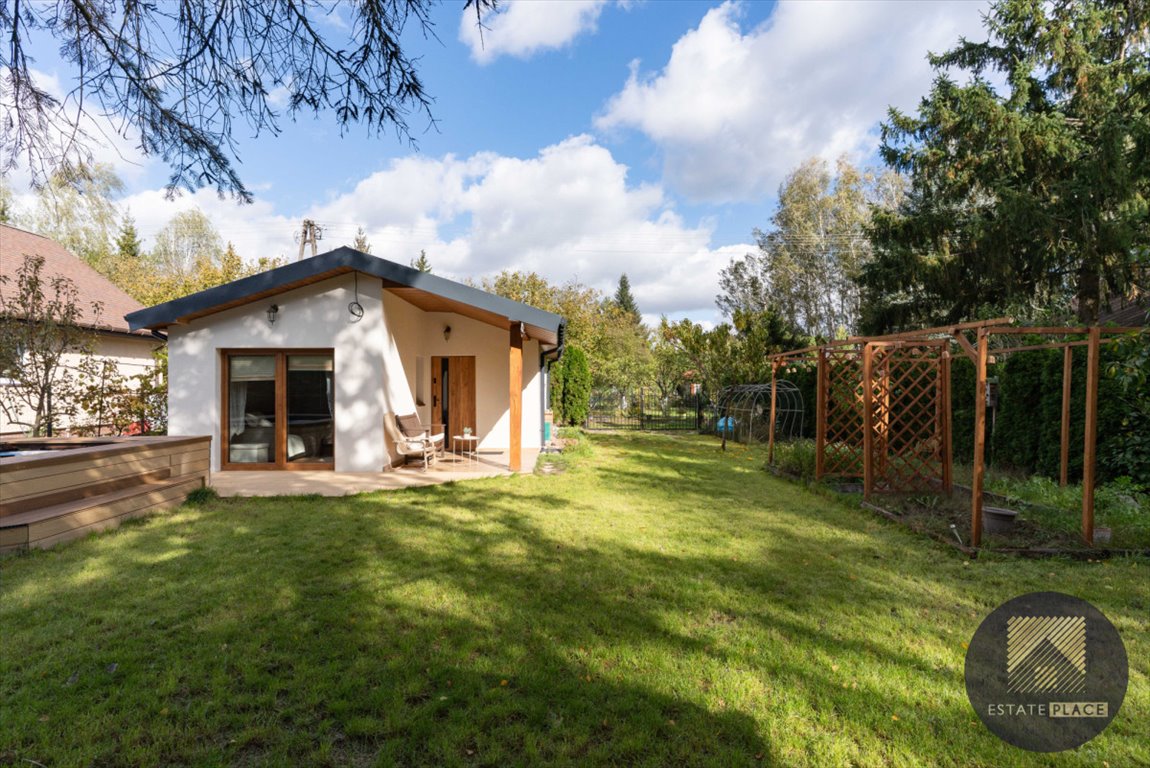 Działka z nowoczesnym domkiem, basenem, gotowa do zamieszkania - zapraszam Kajetany, Czarny Las  513m2 Foto 1