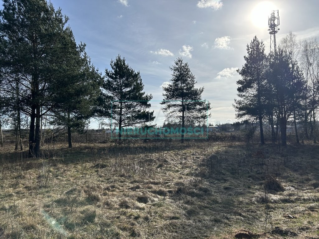 Działka 1211 m² z dostępem do mediów i zielenią Kuklówka Zarzeczna  1 211m2 Foto 1