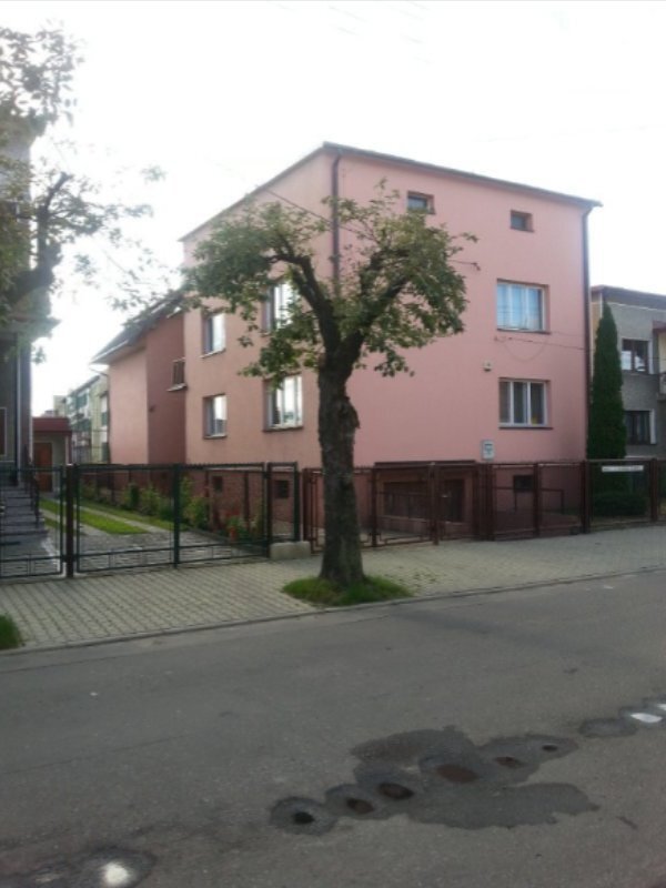 Dom z potencjałem 524 m² - dwie kondygnacje i garaż Nowy Sącz  524m2 Foto 1