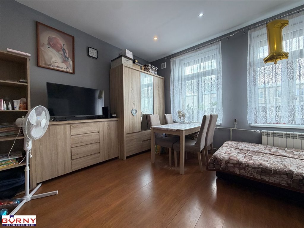 Kawalerka 28,4 m² w kamienicy z piwnicą - polecam Piotrków Trybunalski  28m2 Foto 1