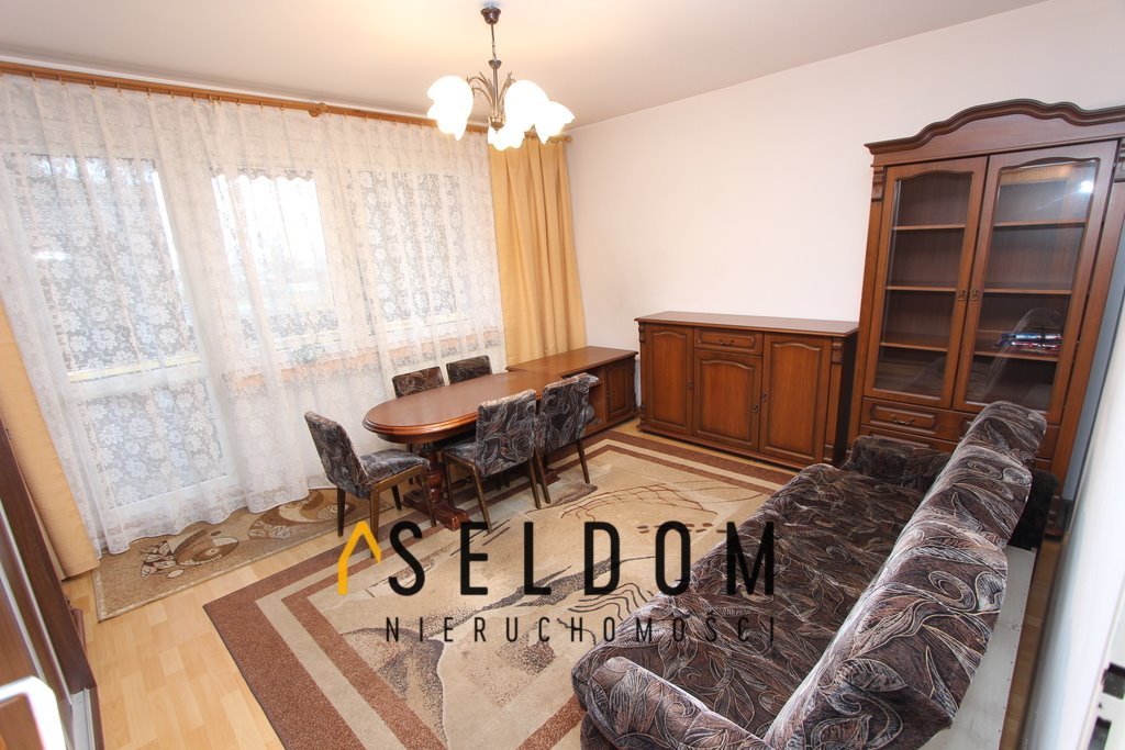 Mieszkanie trzypokojowe na sprzedaż Konin, Henryka Wieniawskiego  57m2 Foto 1