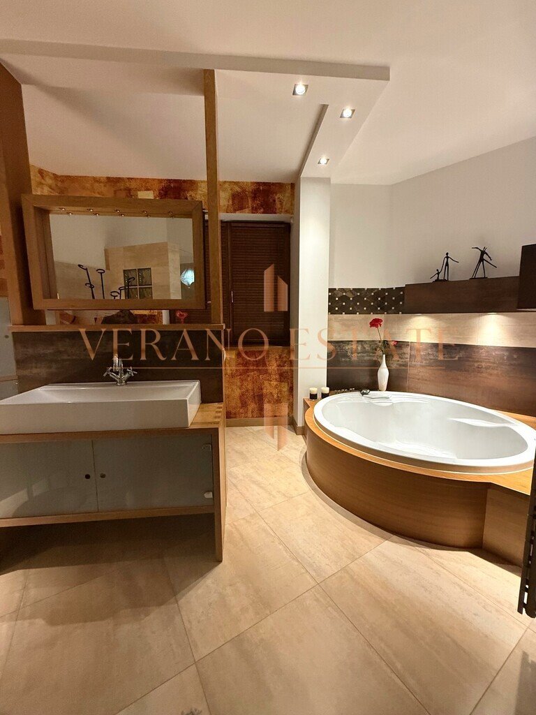 Ekskluzywny dom 256 m² z ogrodem i garażem w Radomiu Radom, Mieczysława Karłowicza  256m2 Foto 1