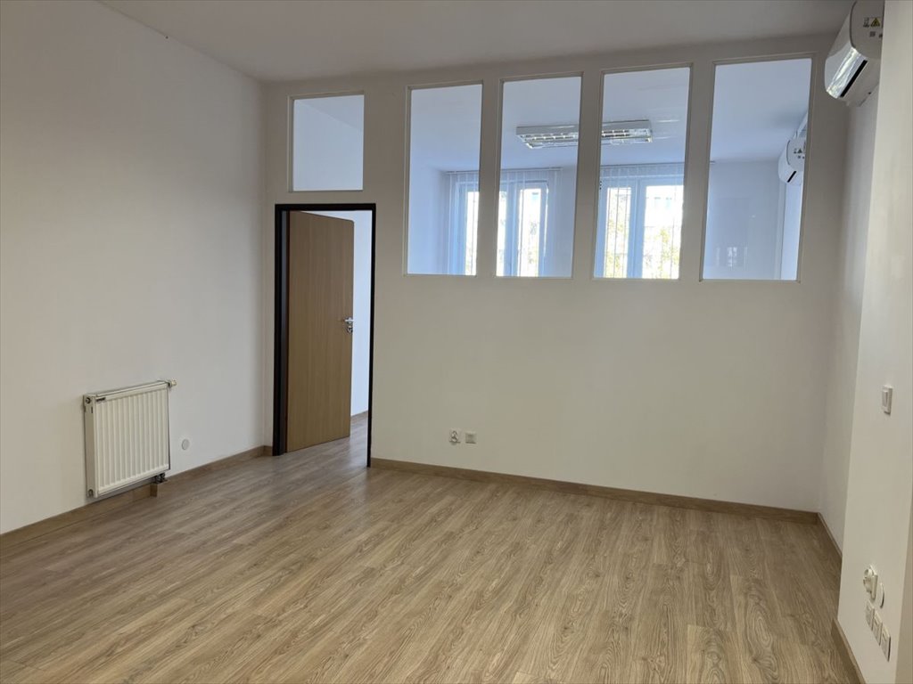 Lokal biurowy z klimatem, 56,7 m2, parking, widok Wrocław, Krzyki, Południe, Armii Krajowej  57m2 Foto 1