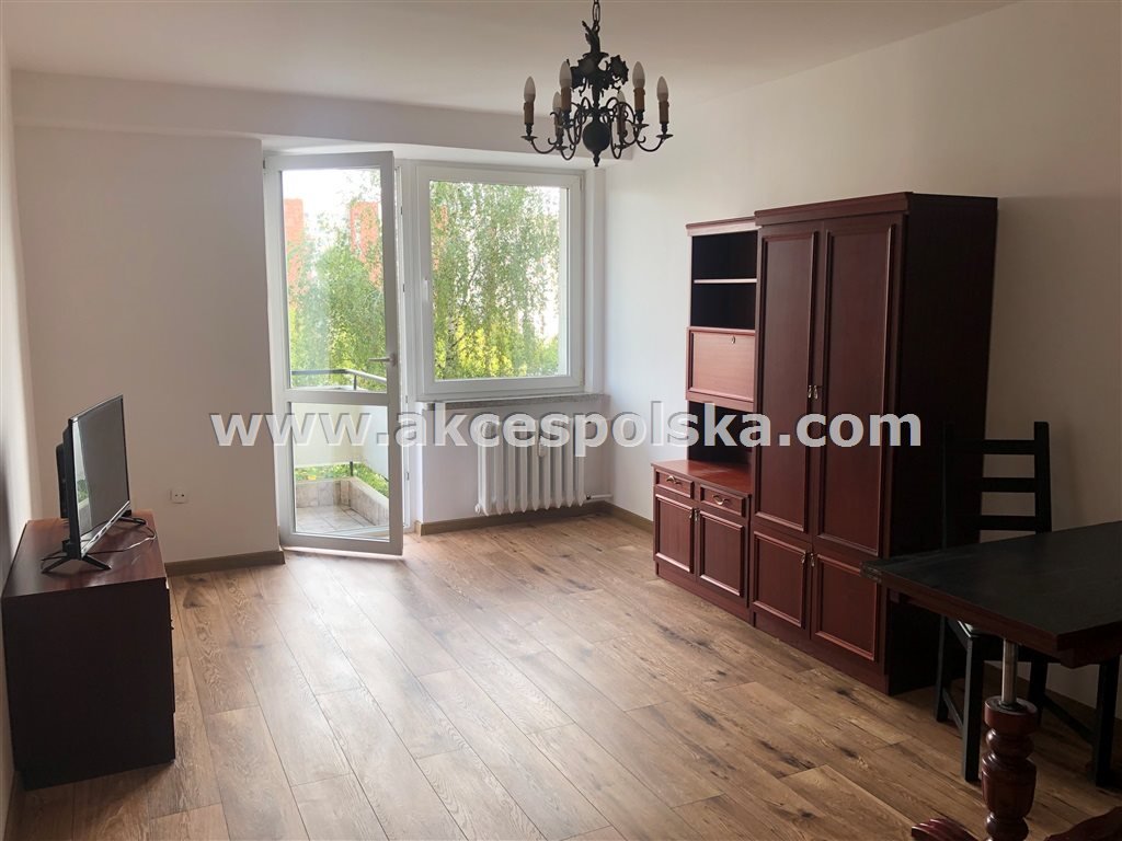 Zapraszam do wynajmu 2-pokojowego mieszkania z balkonem przy metrze Służew Warszawa, Mokotów, Służew nad Dolinką, Batuty  46m2 Foto 1
